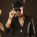 artist image Leoni Torres, Kelvis Ochoa, Alexander Abreu, Leoni Torres con Kelvis Ochoa y Alexander Abreu Es Tu Mirada Latest Hits