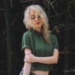 artist image Vivienne Mort Гало Досвід