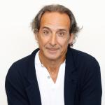 artist image Alexandre Desplat Desplat: Yani's Dance Adults in the Room (Bande originale du film)