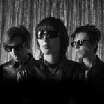 artist image Yeah Yeah Yeahs Heads Will Roll ( A-Trak Remix ) ( Шедевр версия ) Heads Will Roll (A-Trak Remix) - Single