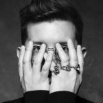 artist image Simon Curtis Superhero R∆